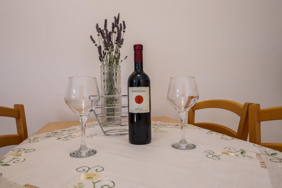 Dining area, Drinks