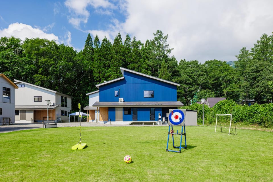 Property building, Garden
