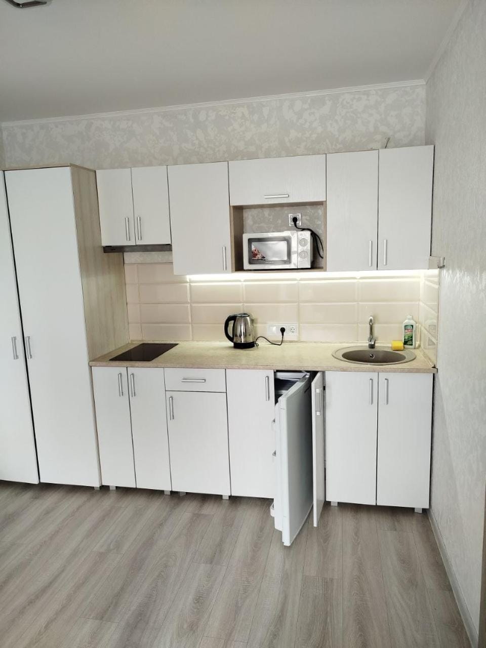 Kitchen or kitchenette, stove