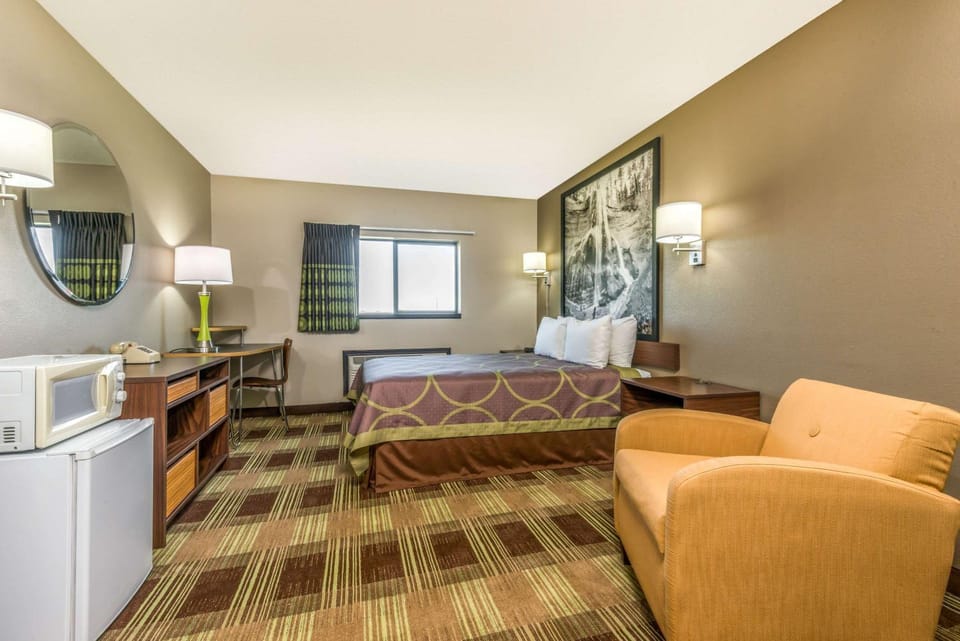 Photo of the whole room, On site