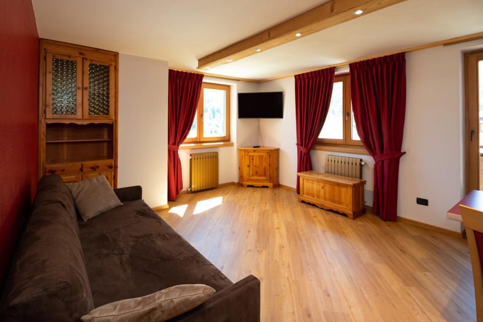 Casa Marcos Apartment in Canton of Grisons