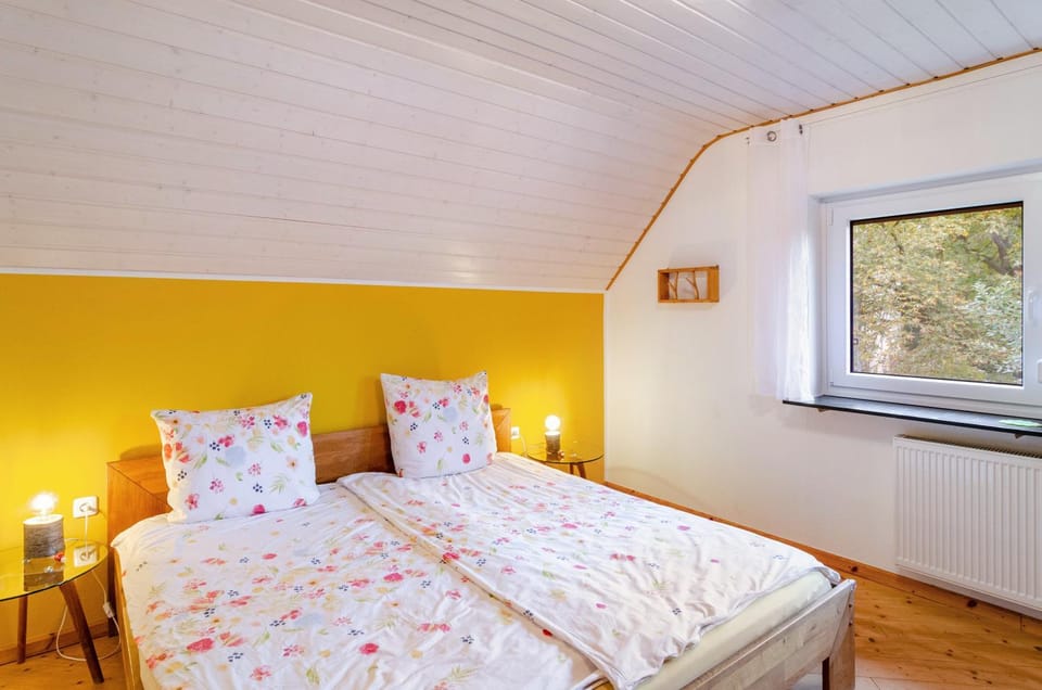 Property building, Living room, Bedroom