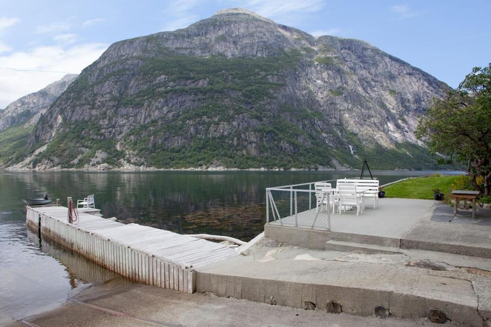 Property building, Balcony/Terrace, Mountain view, Sea view