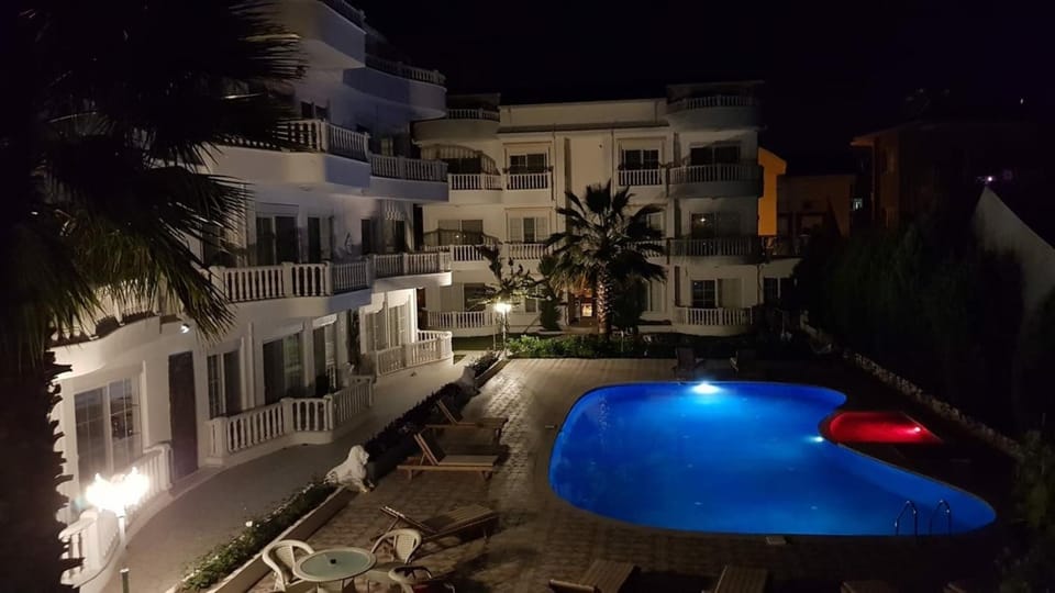 Property building, Pool view, Swimming pool