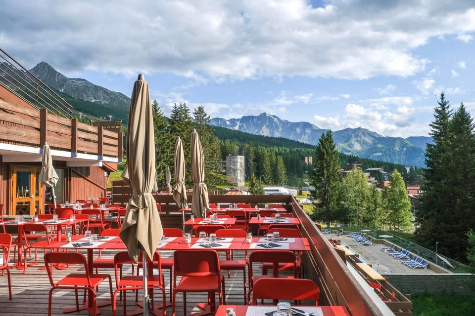 Belambra Clubs Arc 1800 - Hôtel Du Golf Hotel in Landry