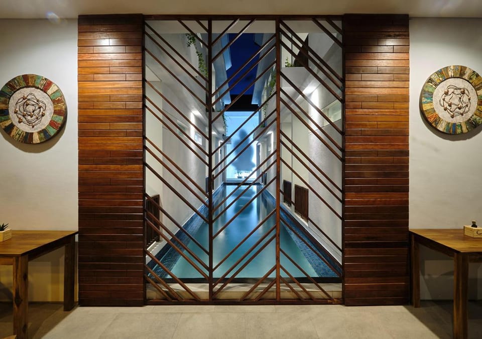 Property building, Facade/entrance