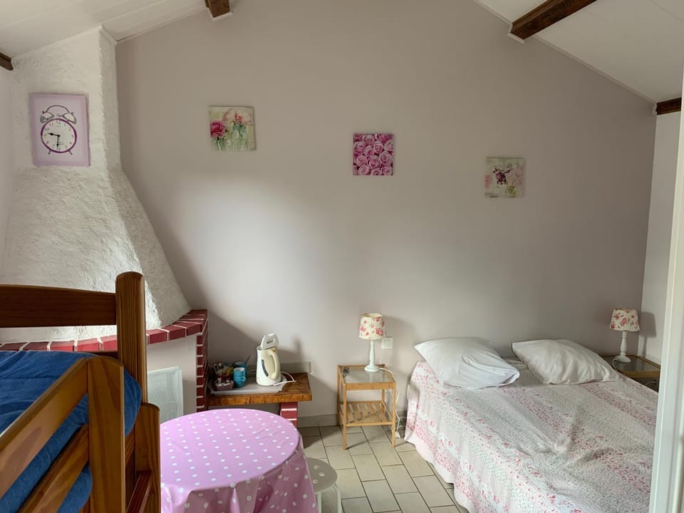 Auberge du Mont Tortue Bed and Breakfast in Auvergne-Rhône-Alpes