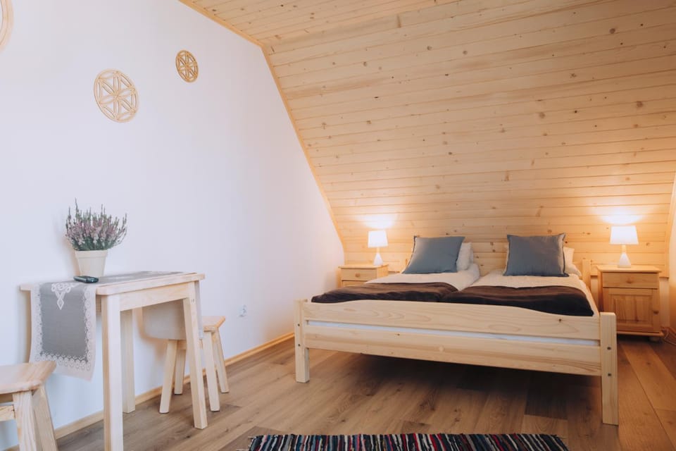 Bed, Photo of the whole room