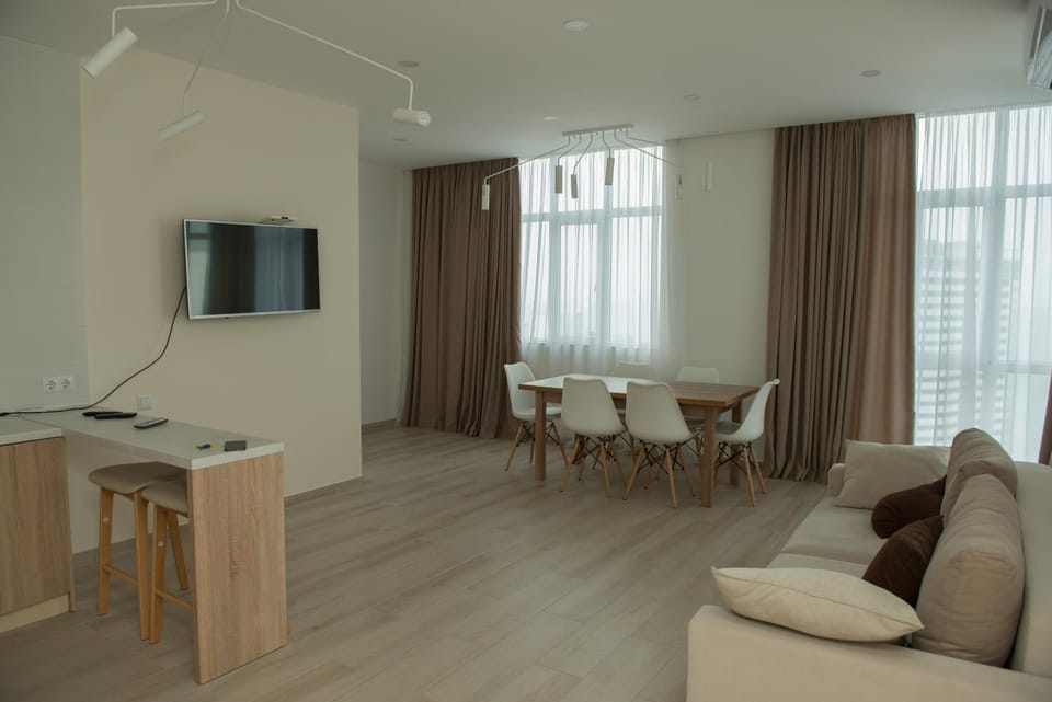 Communal lounge/ TV room, TV and multimedia, Living room, Seating area