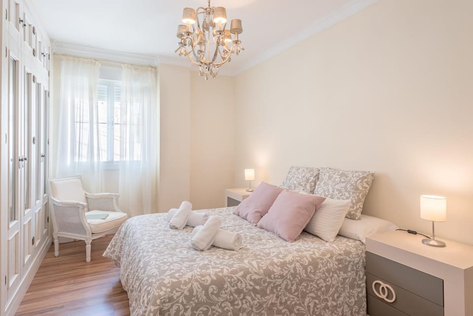 Living room, Bedroom