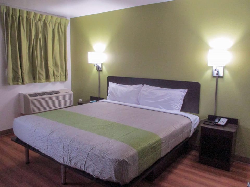 Photo of the whole room, On site