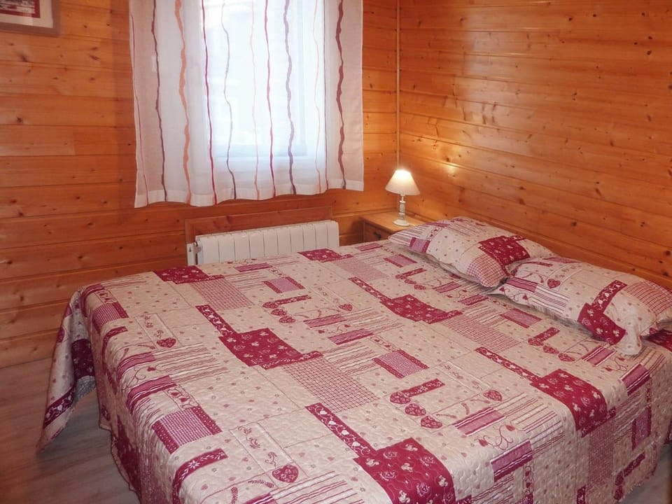 Grand Appartement 8 Pers avec Cheminée, Balcon & Wifi - Proche des Commerces Apartment in Provence-Alpes-Côte d'Azur