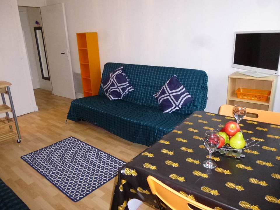 Studio à 50m de la plage, 3 couchages, parking gratuit, animaux acceptés - FR-1-224C-73 Apartment in Saint-Jean-de-Monts
