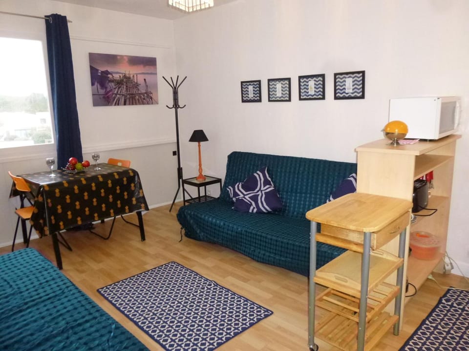 Studio à 50m de la plage, 3 couchages, parking gratuit, animaux acceptés - FR-1-224C-73 Apartment in Saint-Jean-de-Monts