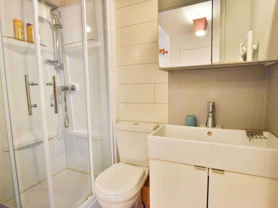 Charmant T2 de 23m² à Bernex, proche pistes et randonnées, avec balcon et tout équipé - FR-1-498-34 Apartment in Haute-Savoie