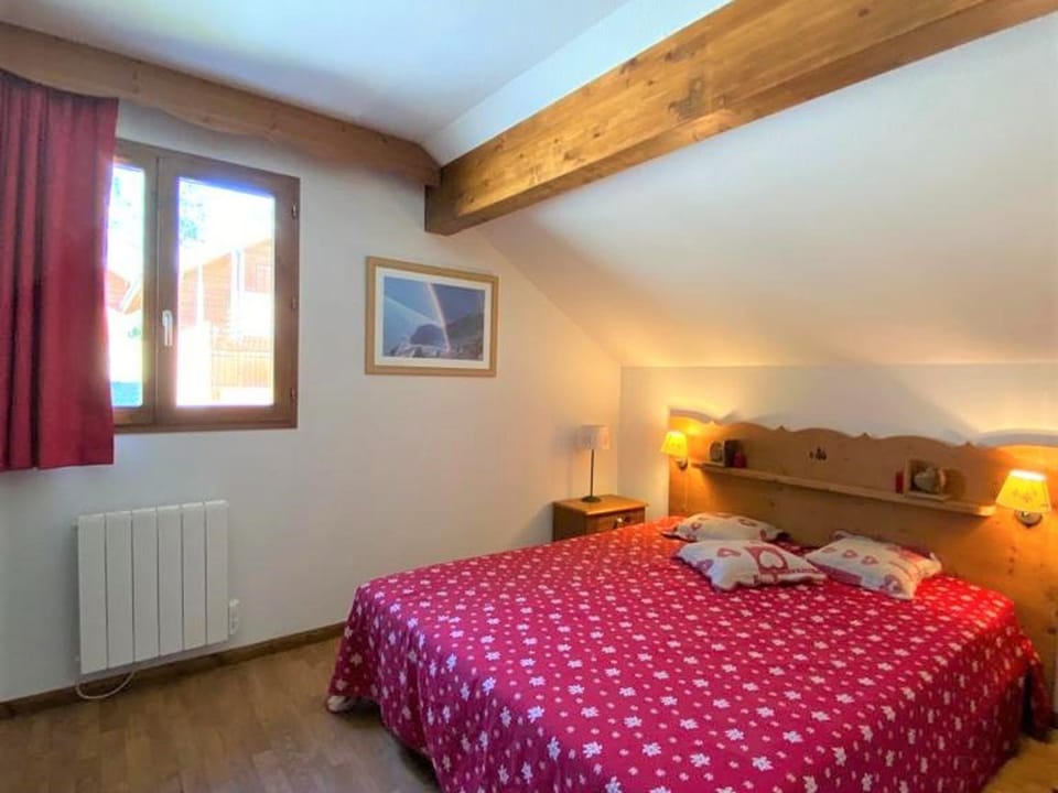 Chalet familial à La Joue du Loup avec parking - FR-1-504-3 Chalet in Provence-Alpes-Côte d'Azur