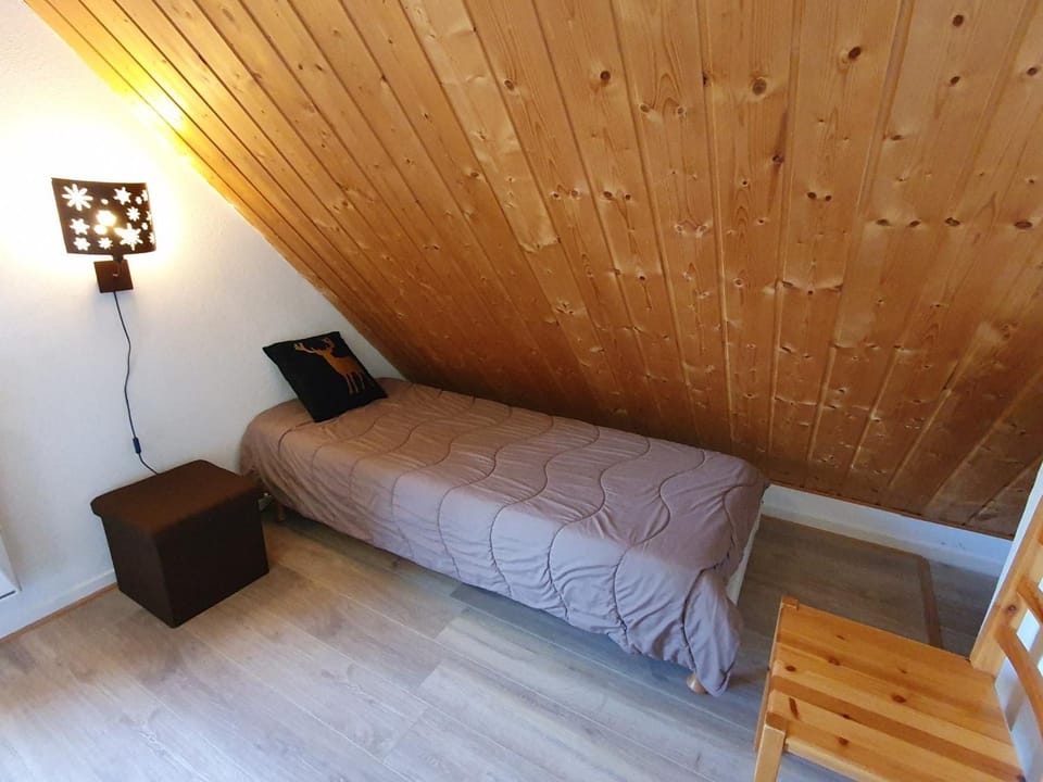 Chalet Mitoyen 3 Pièces, 7 Pers, Terrasse, Parking Gratuit, Animaux Acceptés - FR-1-863-6 Chalet in Provence-Alpes-Côte d'Azur