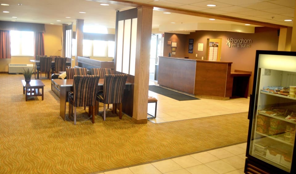 Day, Lobby or reception