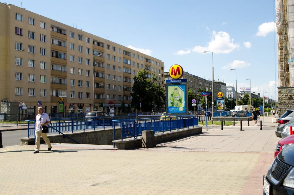 Property building, Neighbourhood, Area and facilities