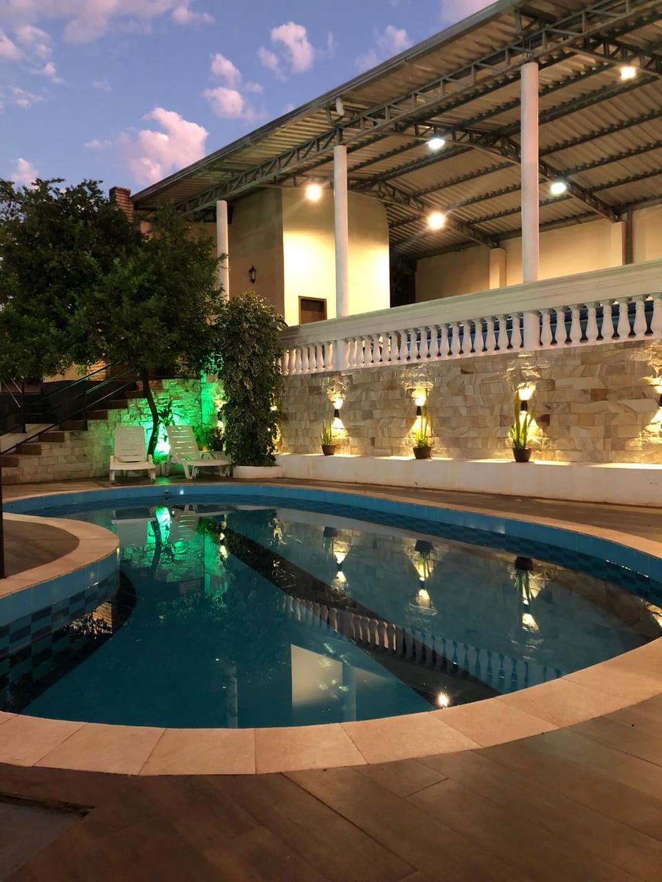 Property building, Swimming pool, Swimming pool