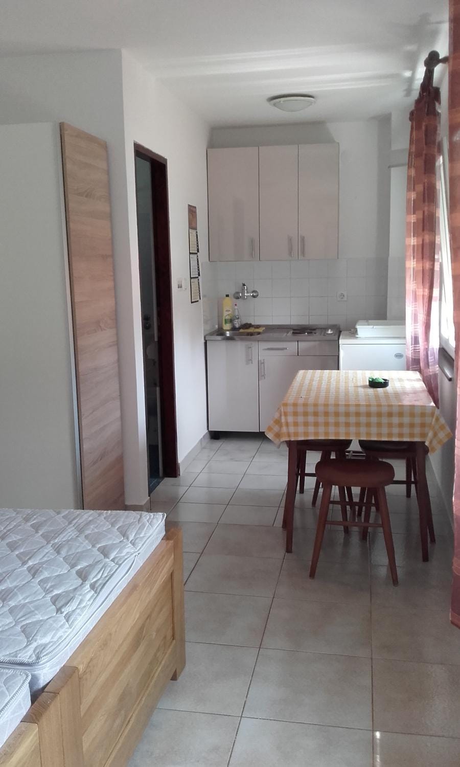 Apartman Mendula 1 Apartment in Peroj