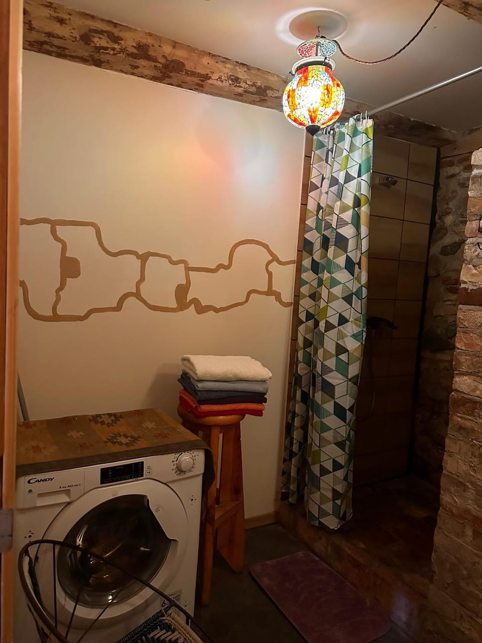 Bathroom, washing machine