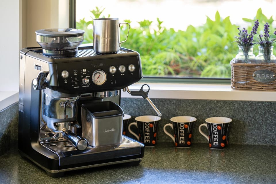 Coffee/tea facilities, Kitchen or kitchenette