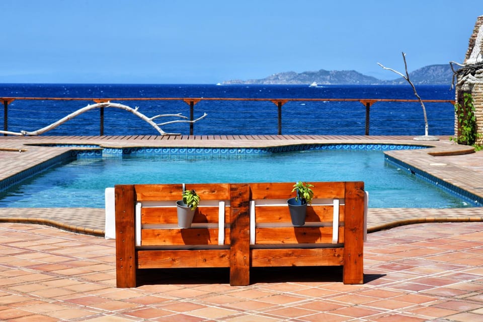 Luxurious Villa by the sea Villa in Euboea