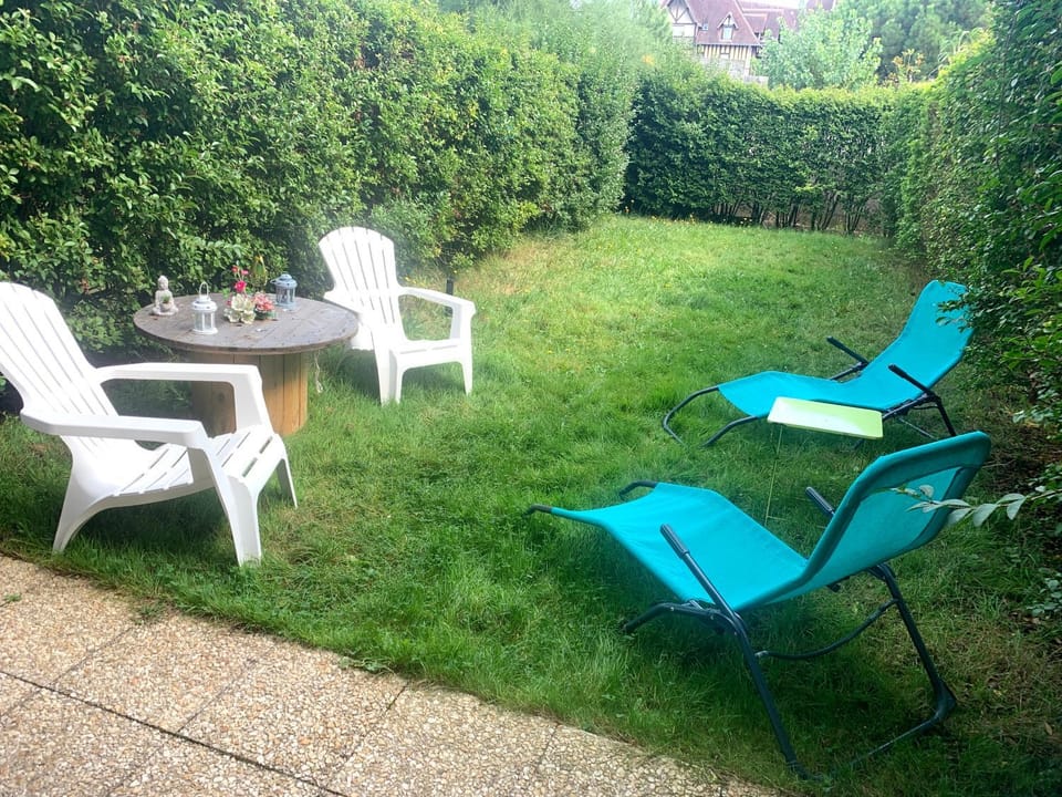 2 pièces avec jardin Fleur Marine bord de mer Cabourg Apartment in Cabourg