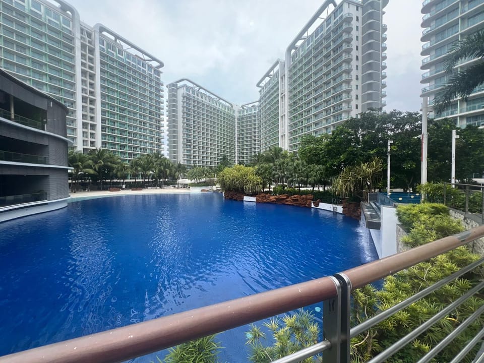 Property building, Swimming pool, Swimming pool