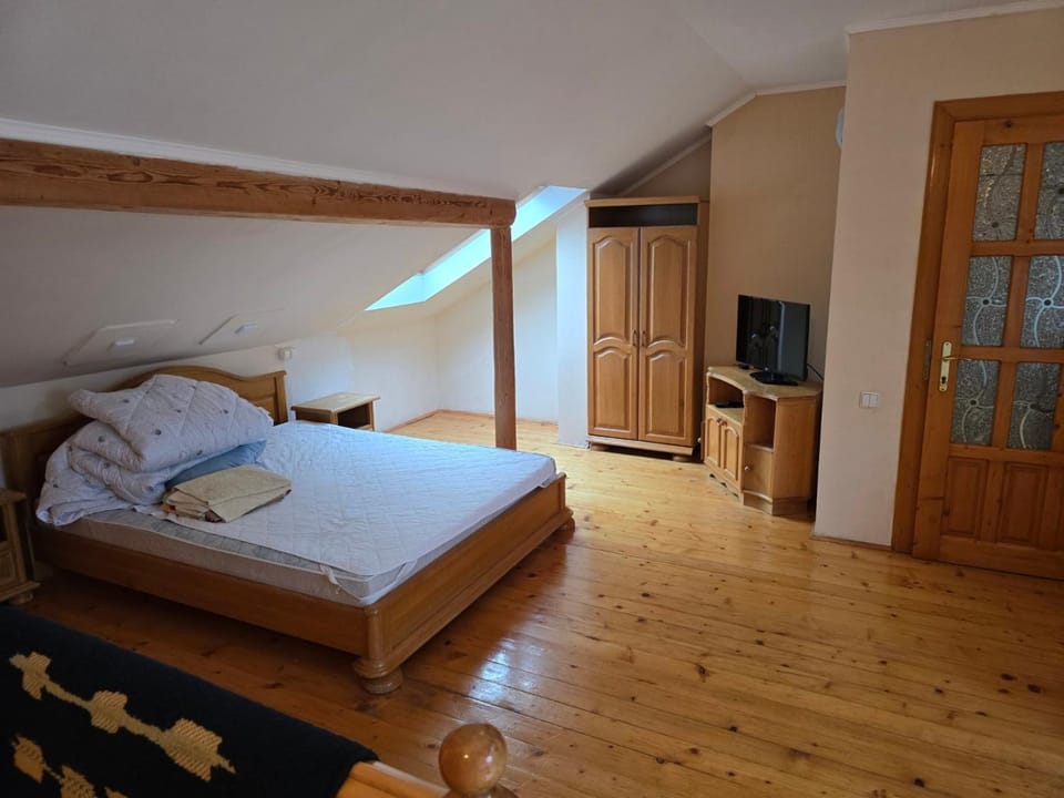 ТСЦ Тисовець Apartment in Lviv Oblast