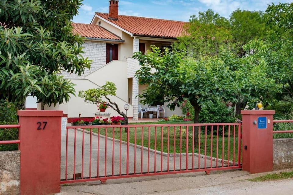 Appartment M&A - C Apartment in Fažana