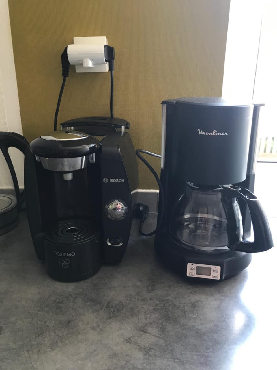 Coffee/tea facilities