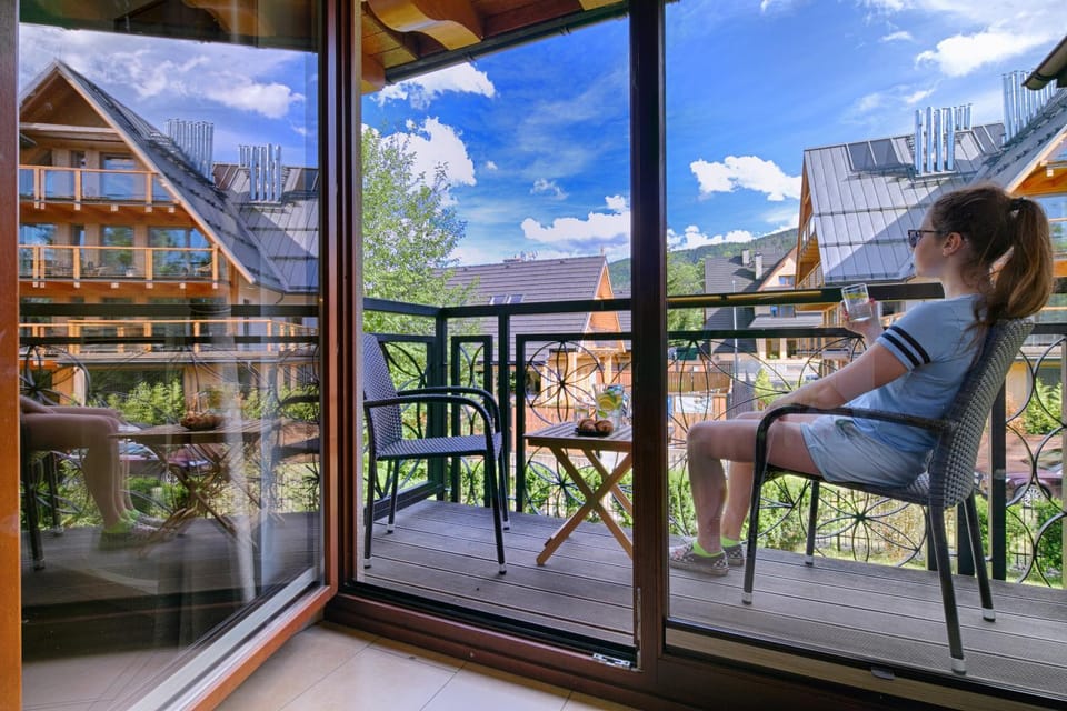 Night, Neighbourhood, Natural landscape, Summer, Balcony/Terrace, Seating area, On site, Garden view, Meals, Non alcoholic drinks