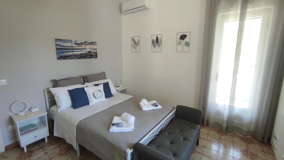 CAPERCIA home House in Forio