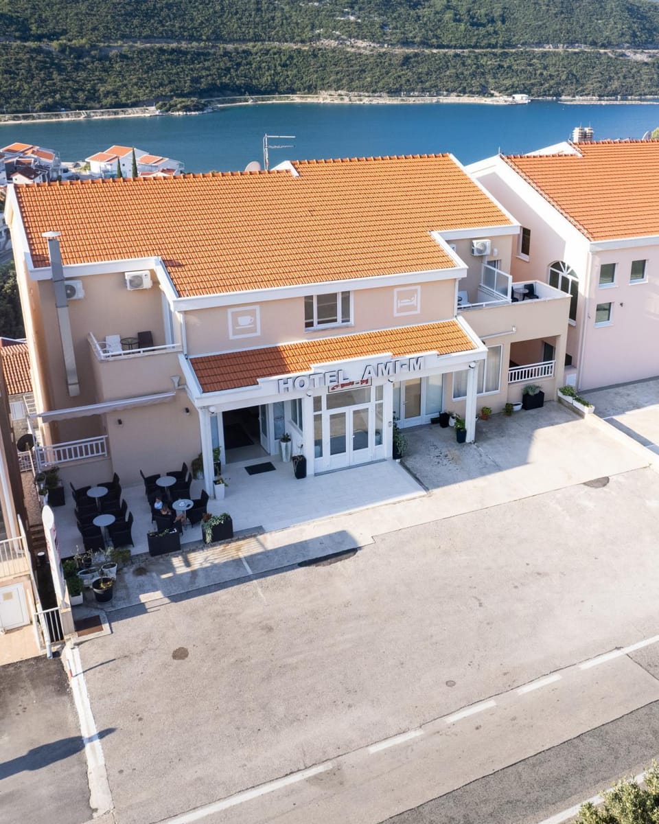 Hotel Ami - M Hotel in Neum