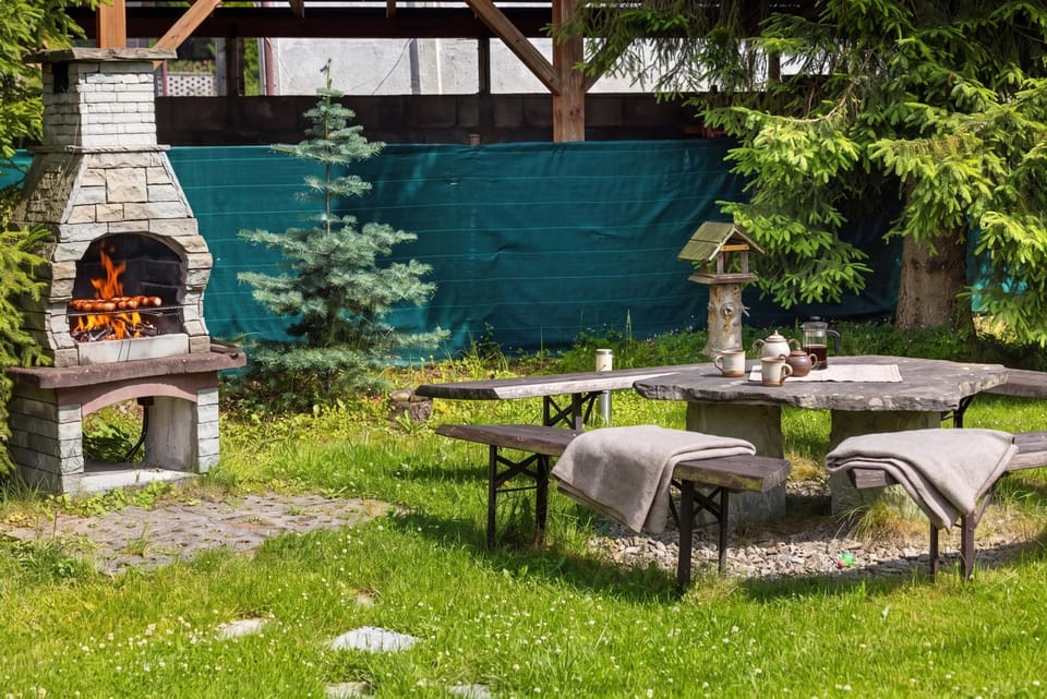 Garden, Seating area