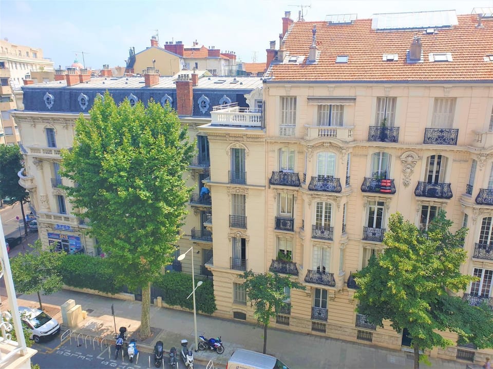 DUPLEX CENTRE MER 505 Apartment in Nice