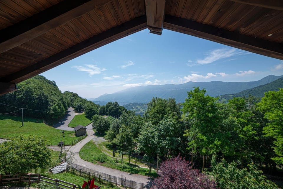 Foresteria Botton d'Oro Bed and Breakfast in Province of Lecco