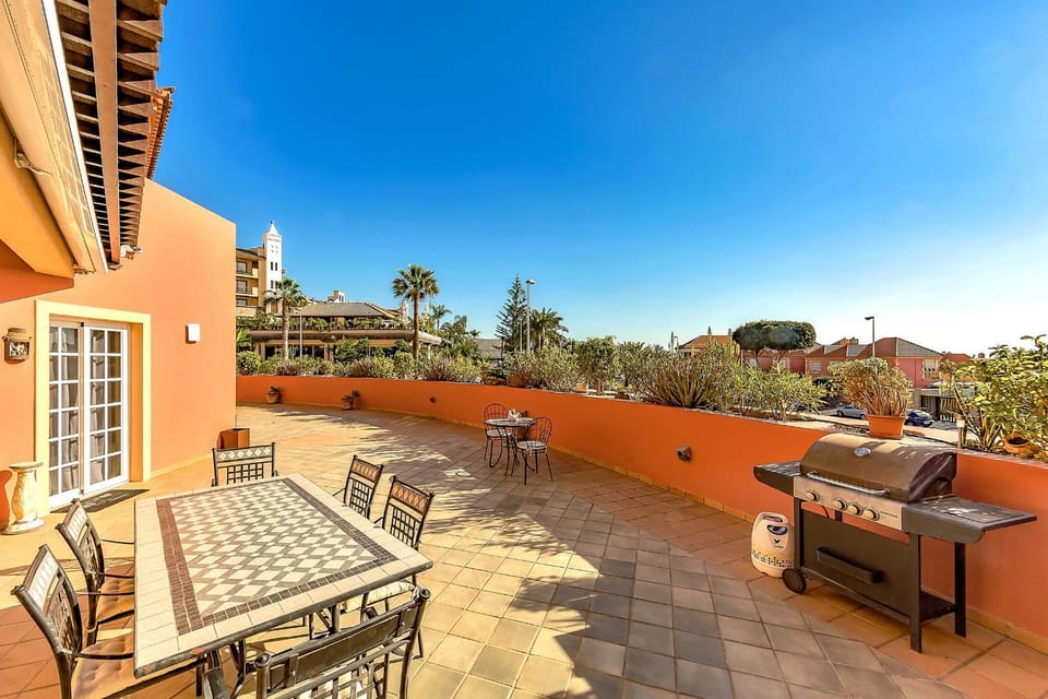Property building, Patio, Day, View (from property/room), Balcony/Terrace, Dining area