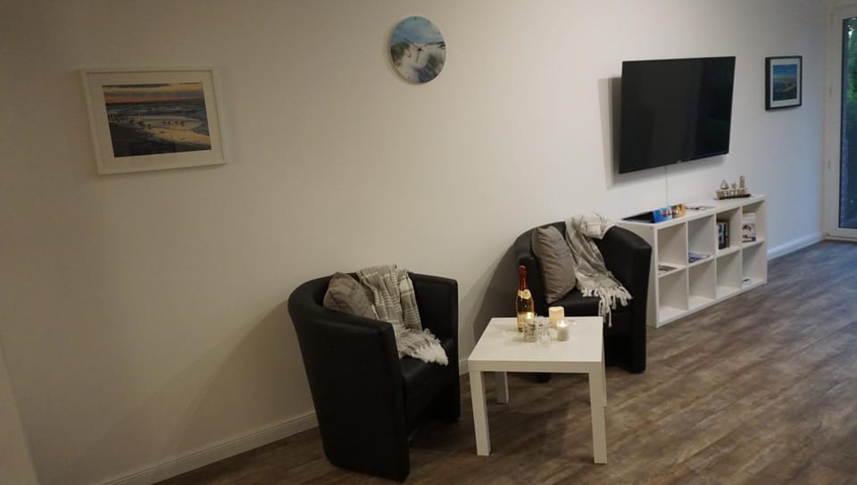 TV and multimedia, Seating area