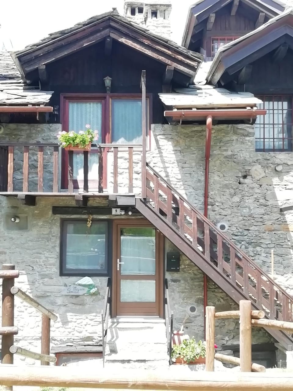 Property building, Facade/entrance