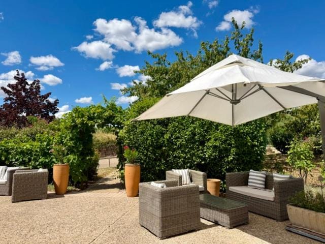 Hôtel des Vignes - Juliénas Hotel in Auvergne-Rhône-Alpes