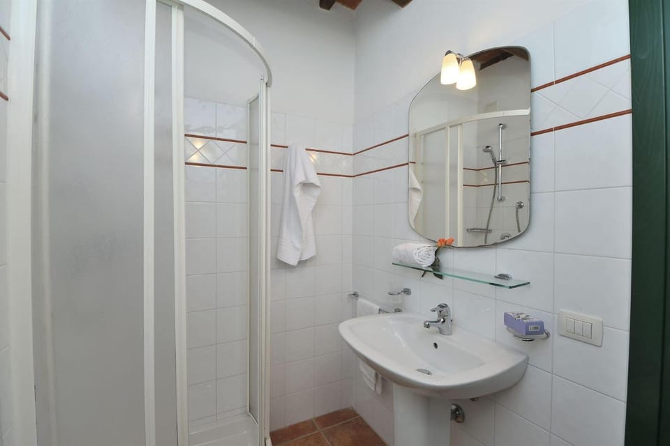 Casale Vecchio Fienile House in Tuscany