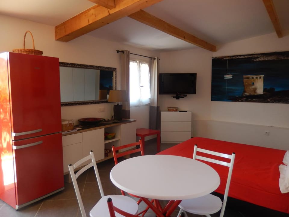 Nuit calme sur domaine Apartment in Corsica