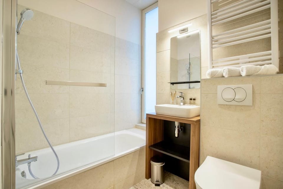 Bathroom, Bath