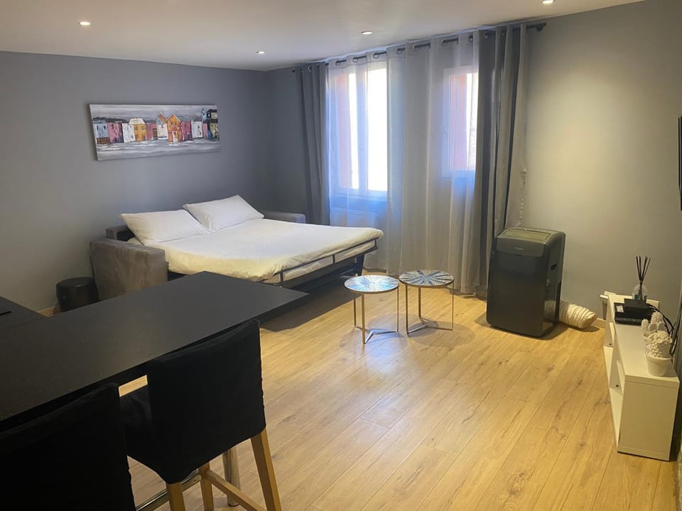 STUDIO VIEILLE VILLE Apartment in Nice