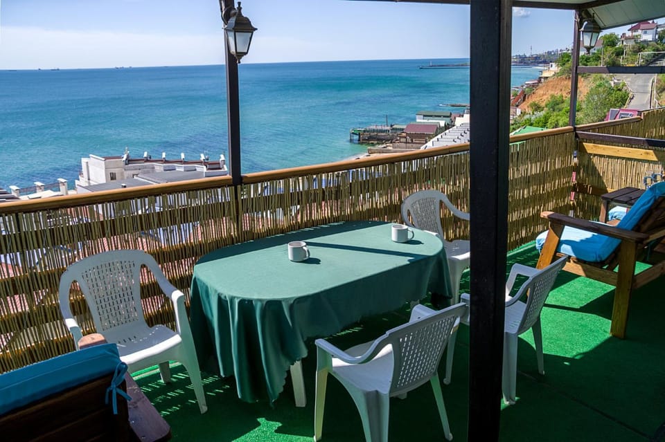 Neighbourhood, Natural landscape, Balcony/Terrace, Sea view, Area and facilities