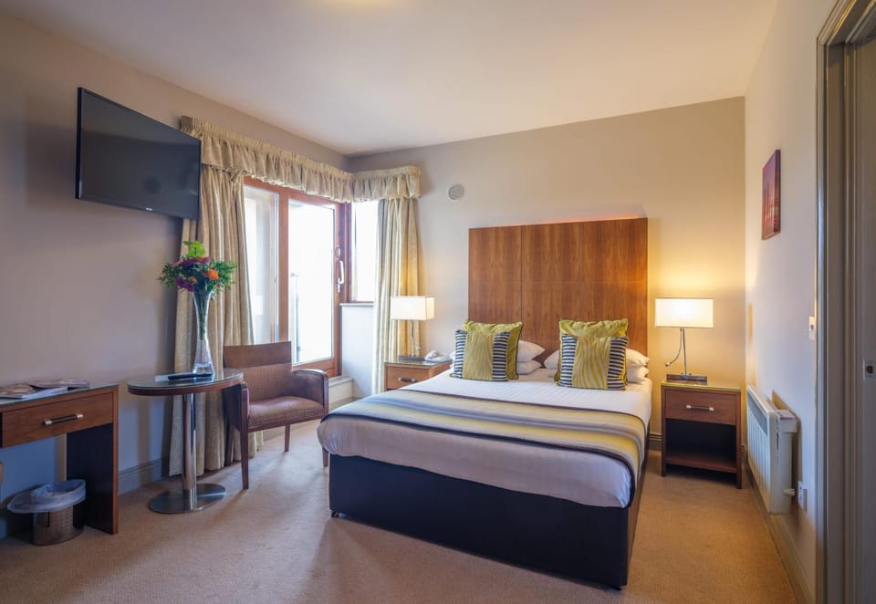 Cryans Hotel Hotel in Leitrim, Co. Leitrim, Ireland