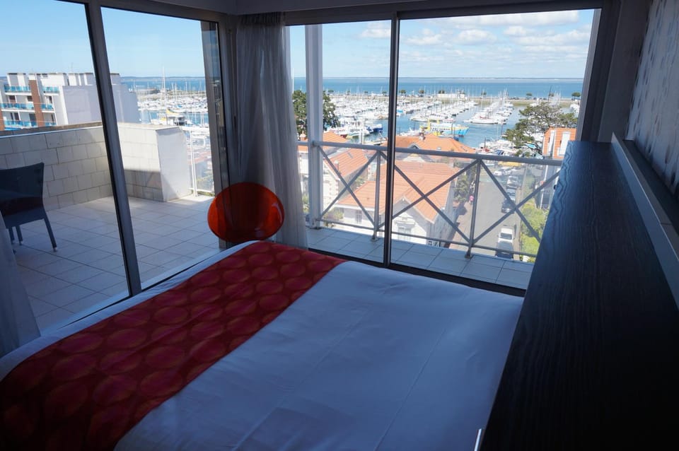 Patio, Bedroom, Sea view